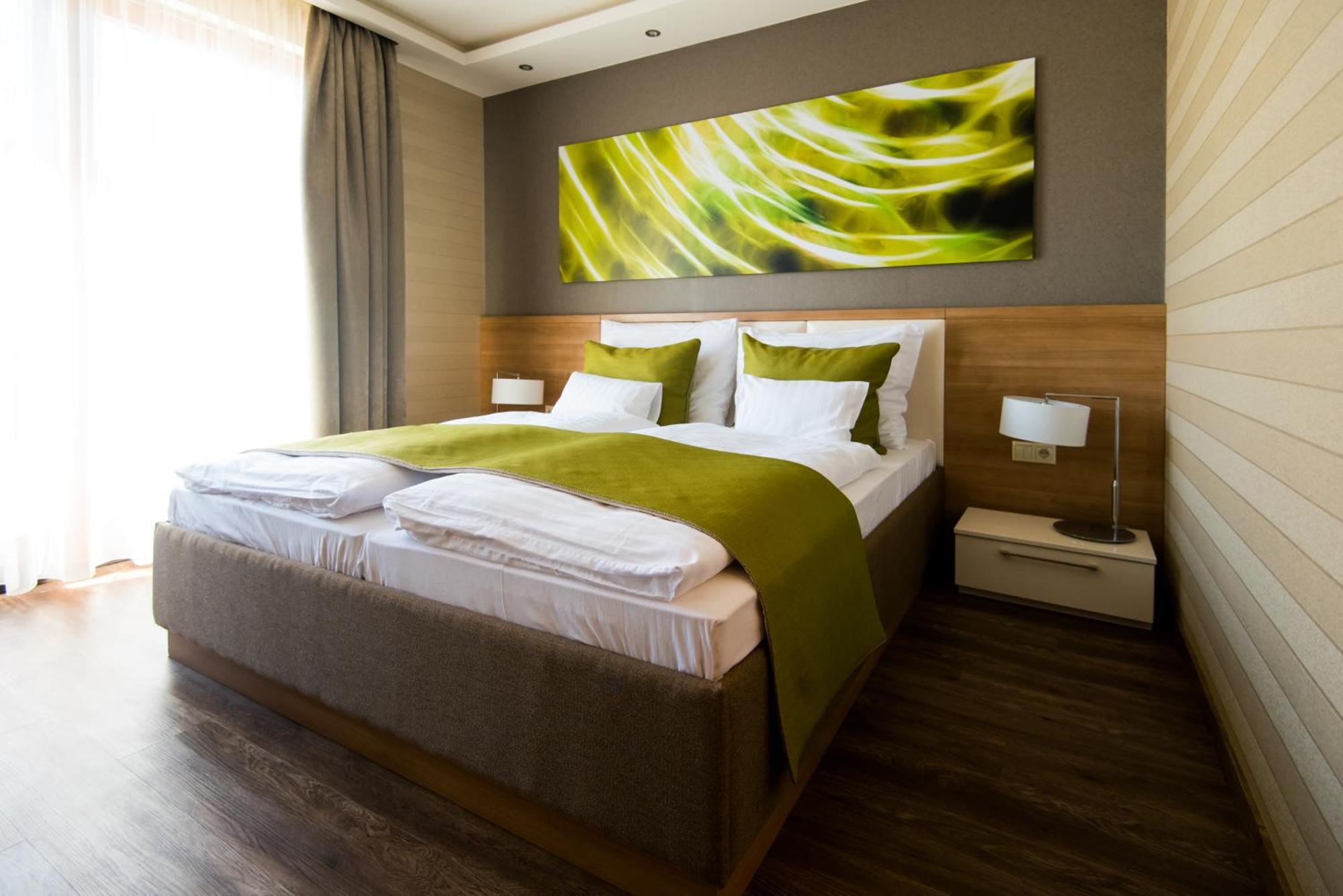 Bh Kristaly Hotell Debrecen Eksteriør bilde